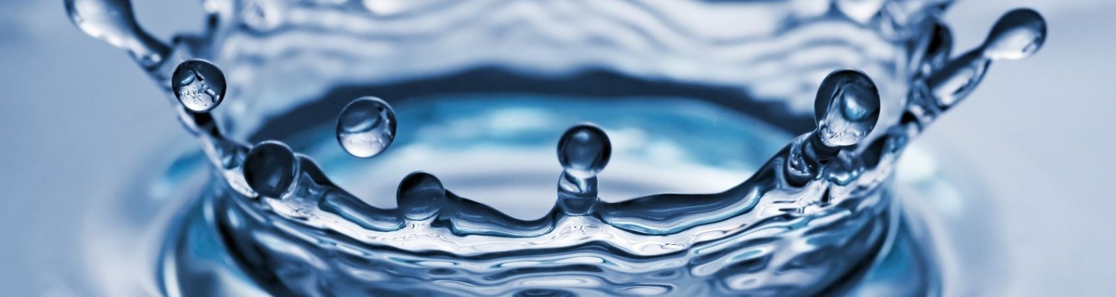 Aguas: salpicadura de agua